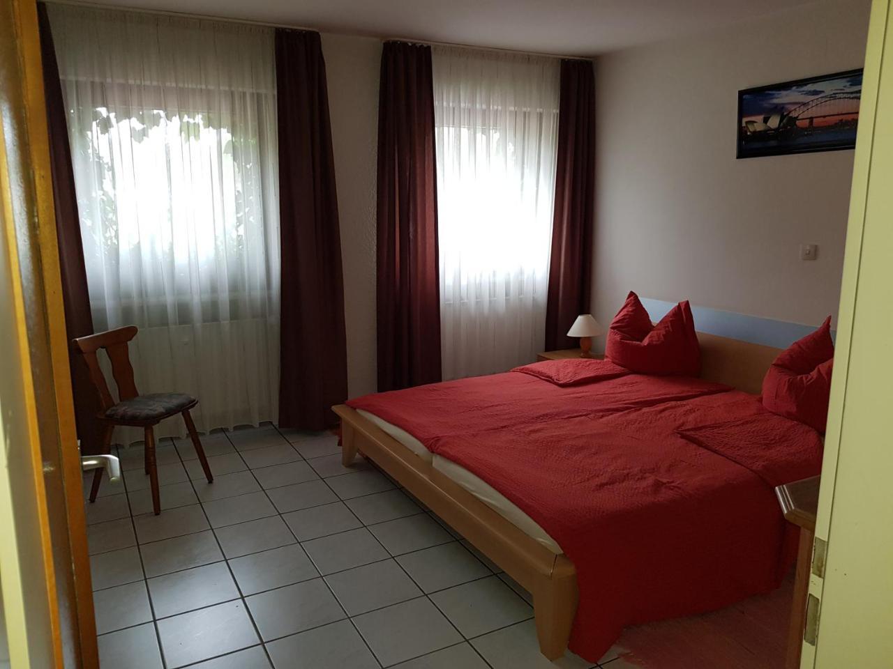 Hotel Restaurant Zur Hexe Überherrn المظهر الخارجي الصورة