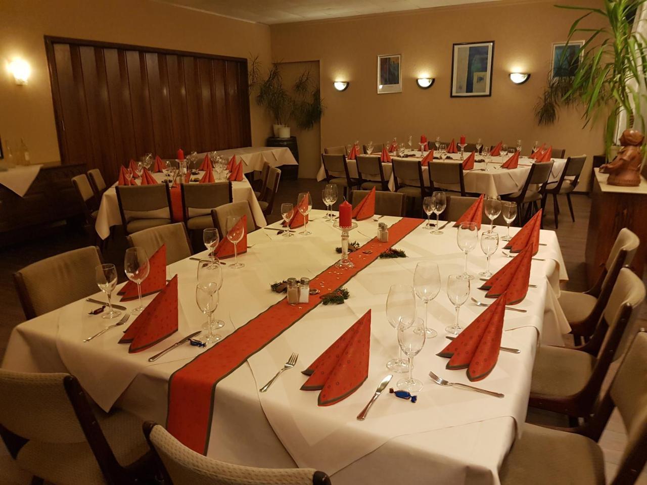 Hotel Restaurant Zur Hexe Überherrn المظهر الخارجي الصورة